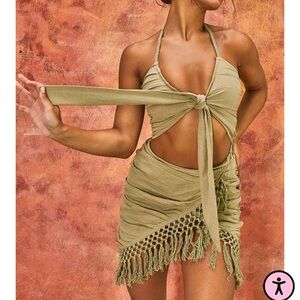 NWT Pretty Little Thing Khaki dress